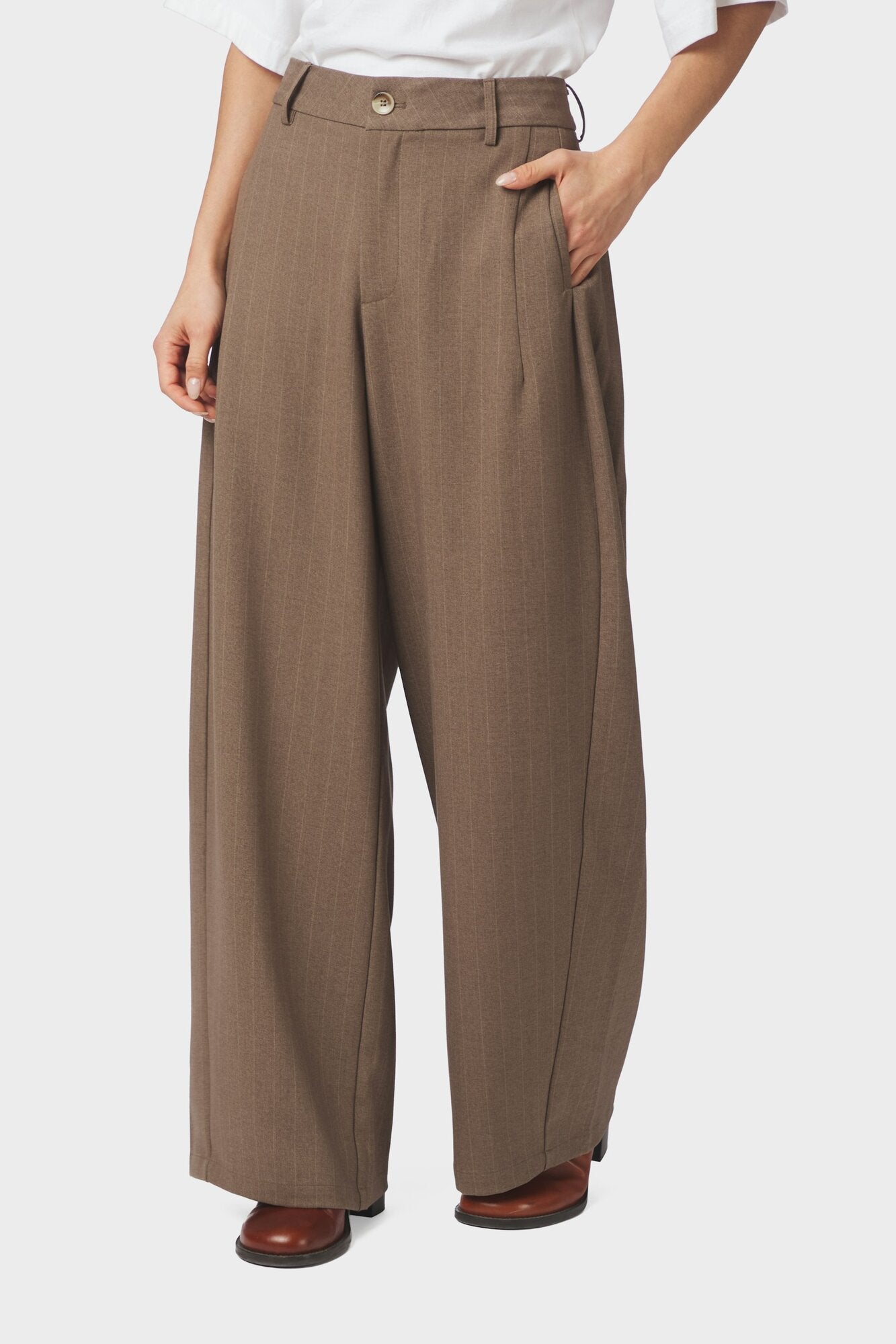Essiall Pinstripe habitbukser - Taupe